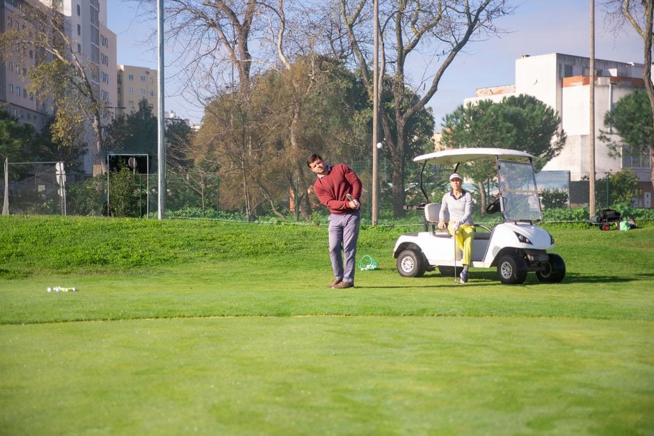 Off the Course — 골프와 와인: 라운딩의 여운을 완성하는 페어링