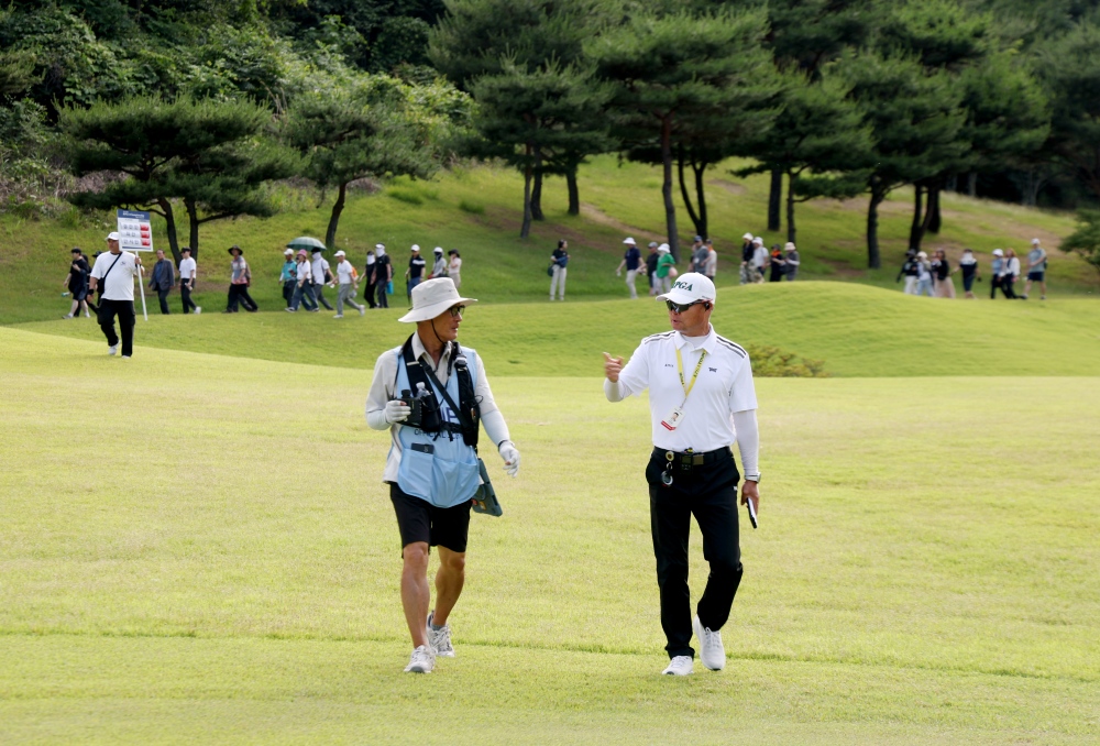 [제69회 KPGA 선수권대회 with A-ONE CC]  KPGA 투어, 올해부터 '워킹 레프리' 도입